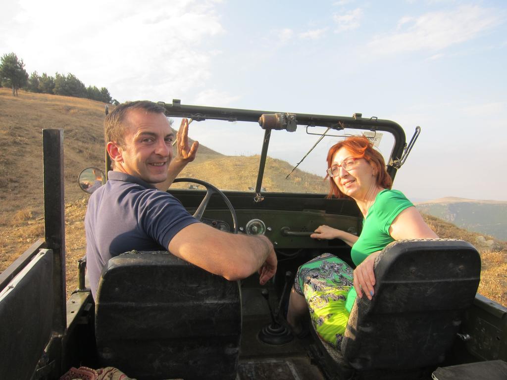Saro B&B And Safari Tours Tatev Exterior foto